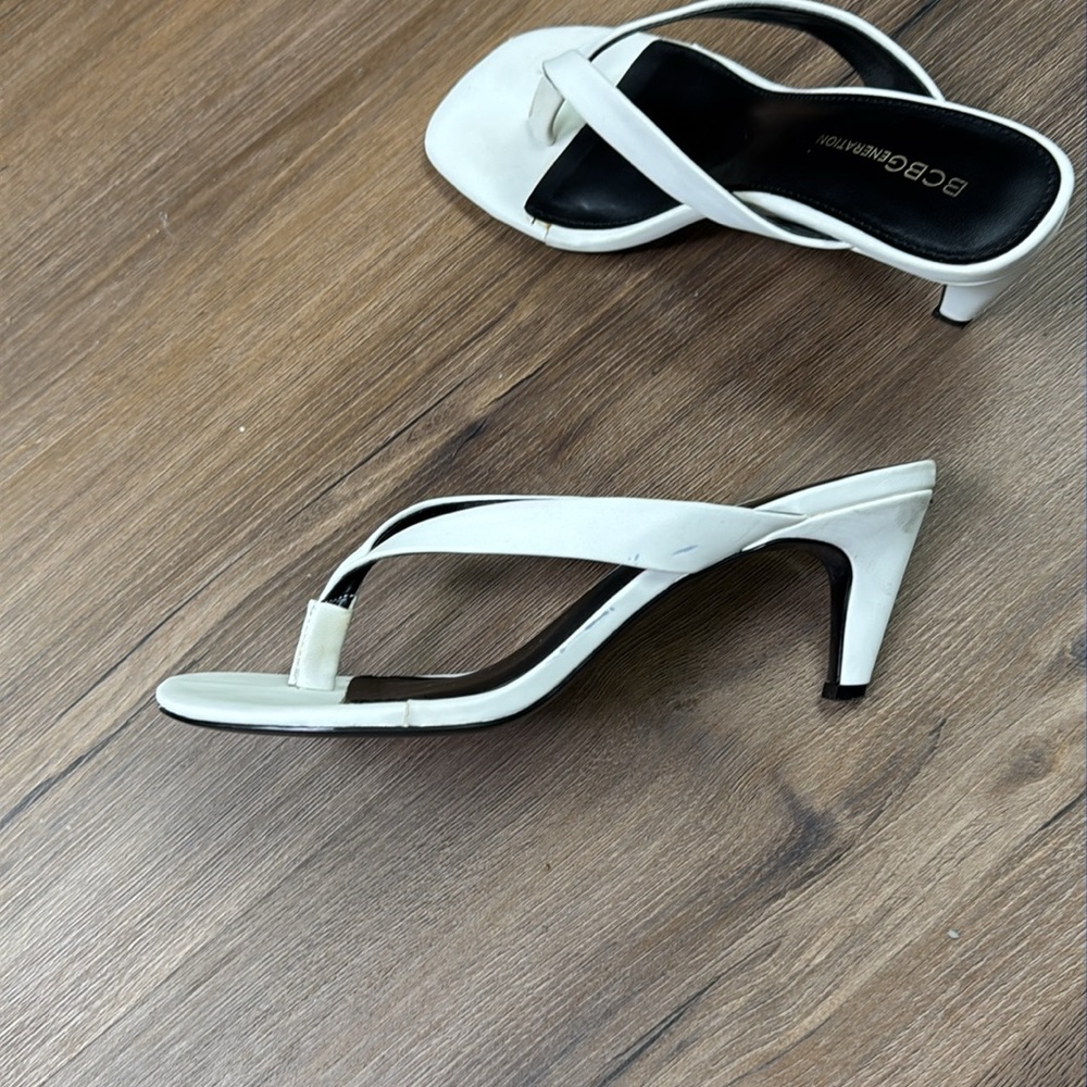 Sandals - Picture 4 of 11
